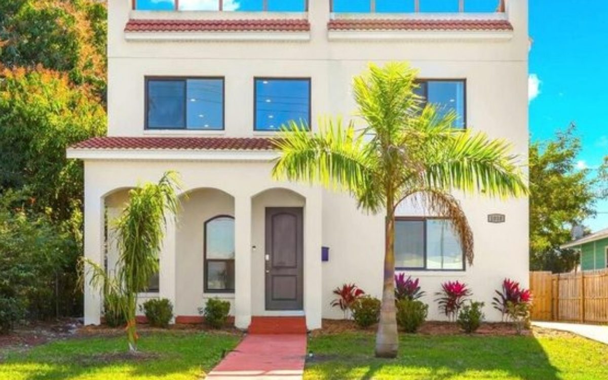 A St. Petersburg listing, 1018 7th Ave S