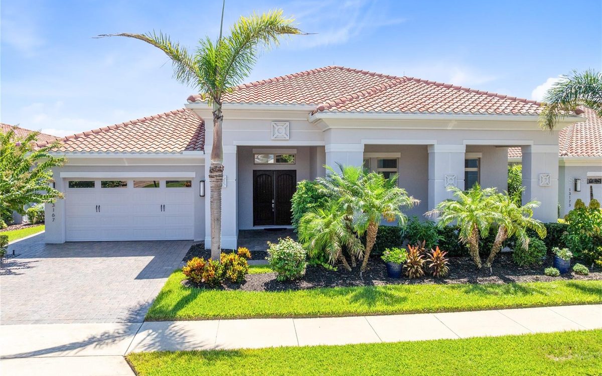 A luxury home, 13167 Alderley Dr, Orlando